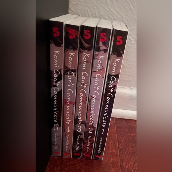 komi can’t communicate manga books 1-5 - Picture 2 of 2